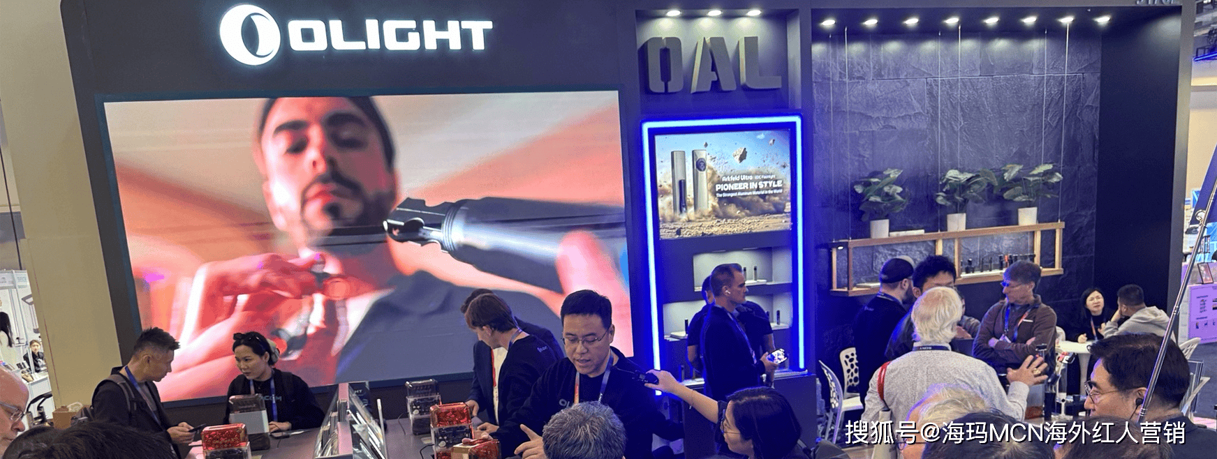 筒”在海外年入超十亿翻身冲进IPO！瓦力游戏试玩海外红人营销它靠“手电(图3)